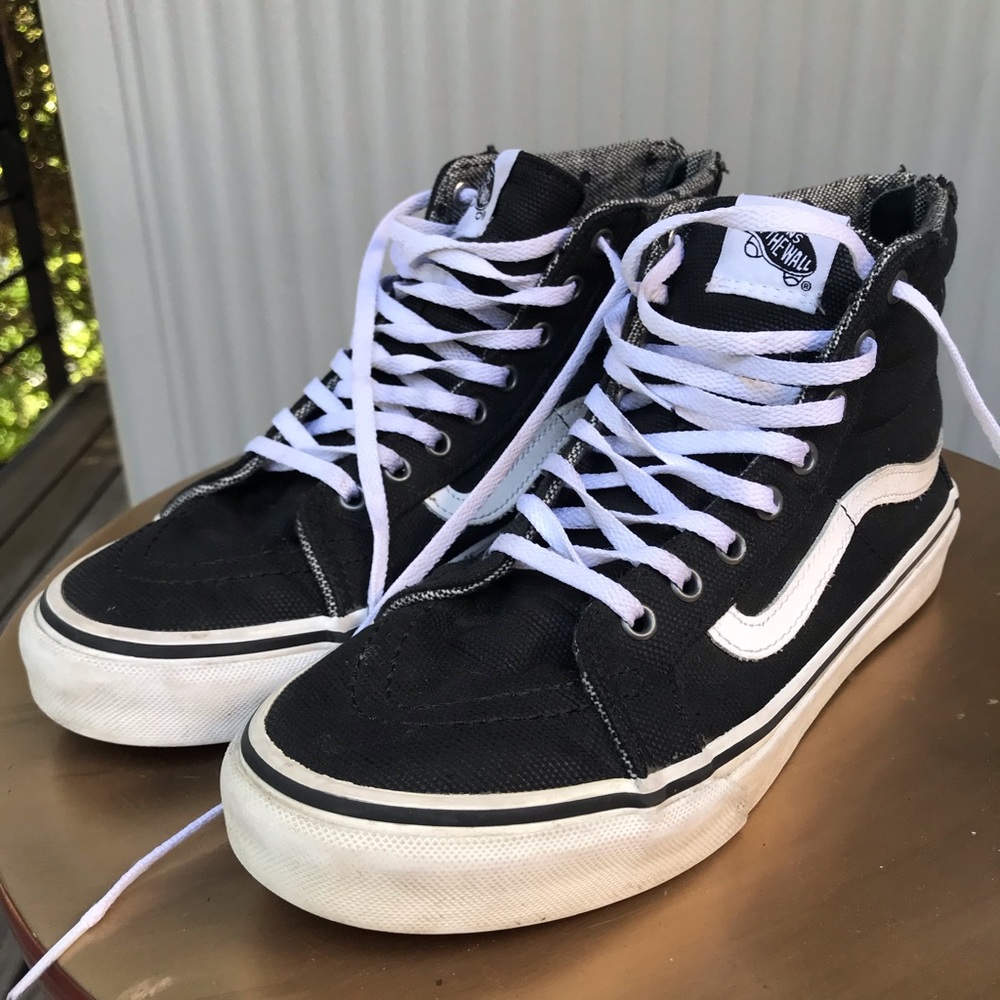 Vans High Top Old Skool Sz US Woman 8.5